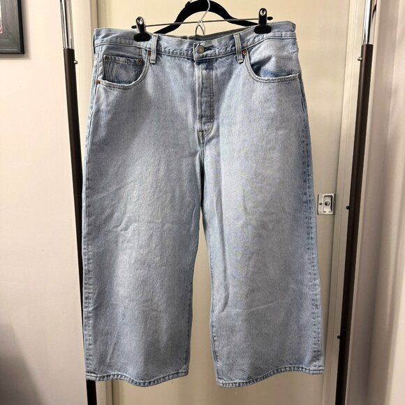 LEVI'S PREMIUM HIGH WATER CROPPED WIDE LEG JEANS 57723-0001 RARE - size 34 - Picture 1 of 10